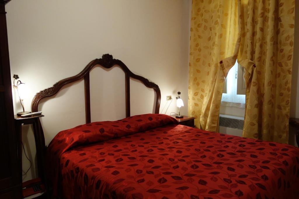 Hotel Roma Scanno Zimmer foto